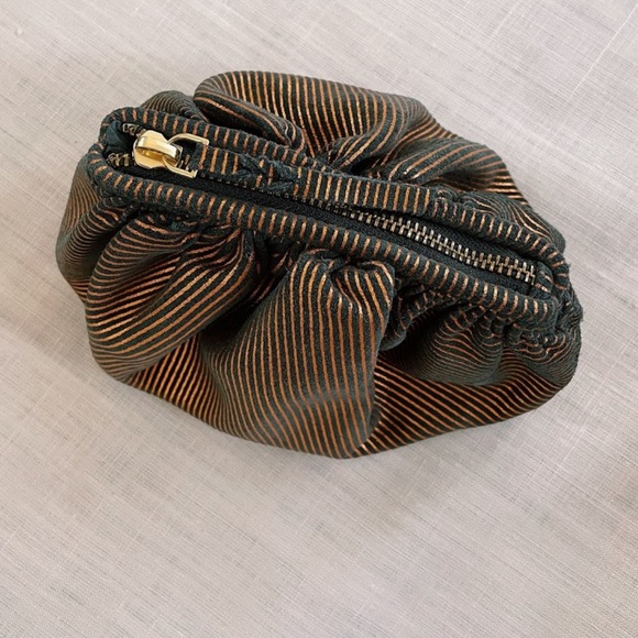 Brown and copper suede puff pouch cosmetic bag by Llani - Picture 2 of 10